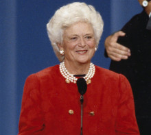 First_Lady_Barbara_Bush_at_the_Republican_National_Convention_in_Houston,_Texas_P34627-27_a_(cropped)